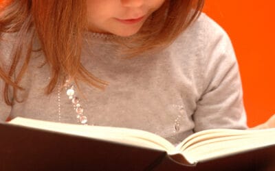 5 Reasons to Become a Book Reviewer